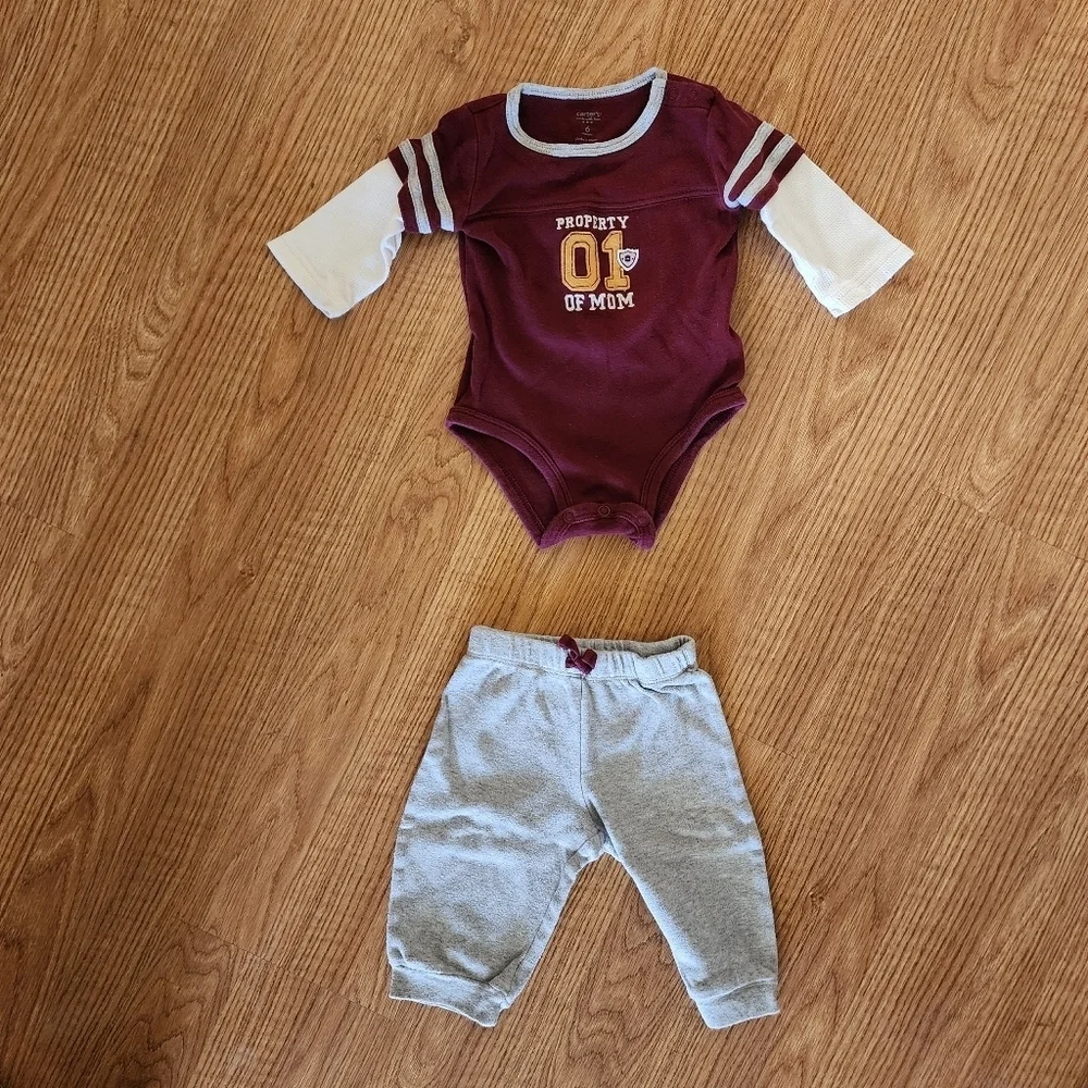Carter's long sleeve onesie and grey pant 2 piece outfit Size 6 mo